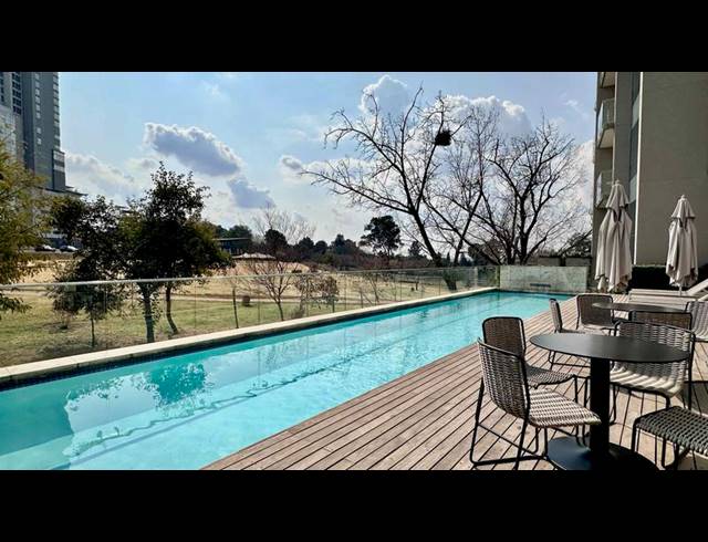 2 BEDROOM APARTMENT FOR SALE IN SANDOWN